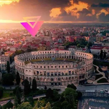 Arena Sunset, Sea Coloseum View, 2 Free Parking Daire