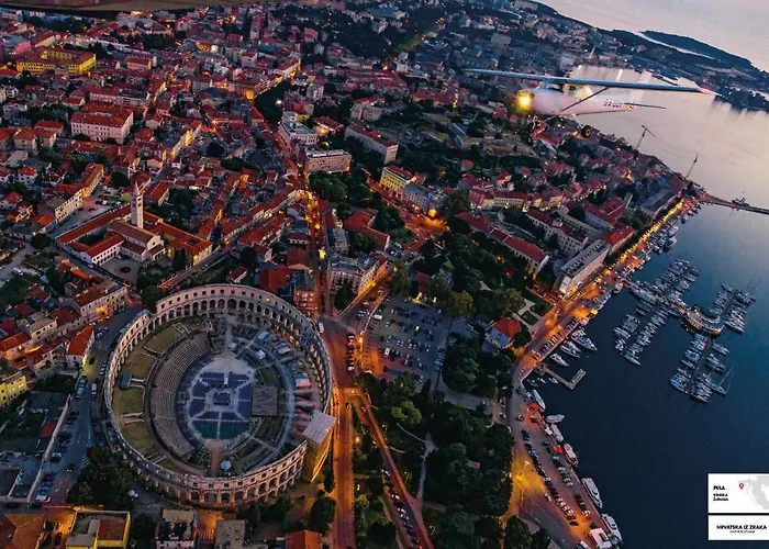 Arena Sunset, Sea Coloseum View, 2 Free Parking Апартаменты Пула