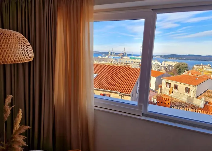 Arena Sunset, Sea Coloseum View, 2 Free Parking Пула