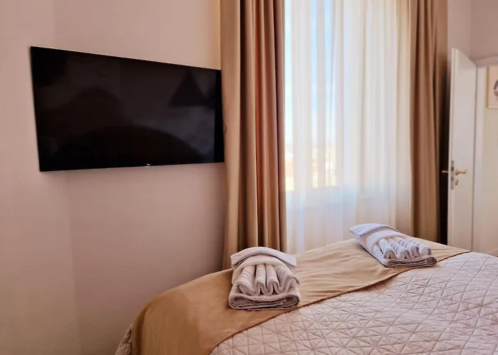 Апартаменты Arena Sunset, Sea Coloseum View, 2 Free Parking *