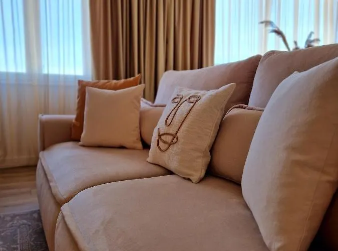 Arena Sunset, Sea Coloseum View, 2 Free Parking Пула