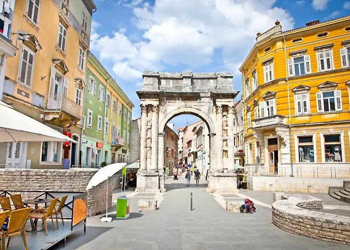 Апартаменты Arena Sunset, Sea Coloseum View, 2 Free Parking *