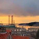 Arena Sunset, Sea Coloseum View, 2 Free Parking *
